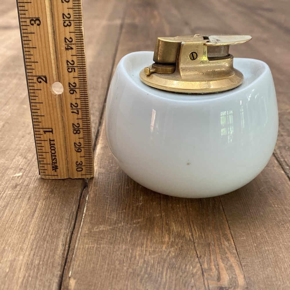 Vintage Ronson table lighter - Picture 2 of 8